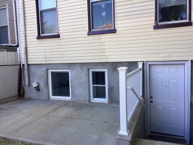 Located in the reservoir section of Union City near Ellsworth Park, a perfect and modern one bed, one bath with shared yard close to the NYC bus. Heat and water included. Close to Bergenline Ave shopping, schools and restaurants. The kitchen has stainless steel appliances: dishwasher, gas stove, refrigerator microwave. Small pets upto 15lbs permitted. 1/2 month broker fee paid by Owner. $50 application/credit check fee, 1 month security. 
