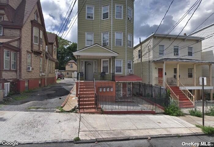 Freshly Painted 1 Bedroom Ground Floor Apartment For Rent In Yonkers; Features Living Room/Dining Room Combo, Kitchen, and Full Bath. Tile Floors Throughout. All Utilities Included. Conveniently Located Near Buses, Stores and Parks.
