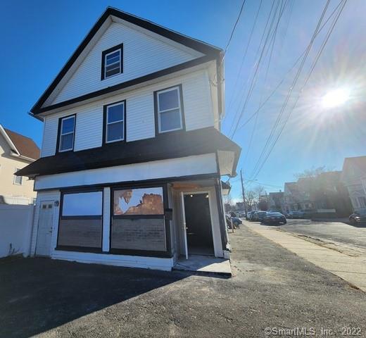 MIXED USE PROPERTY LOCATED NEAR STEEL-POINT DEVELOPMENT WITH 4 CAR DETACHED GARAGE. 1ST FLOOR COMMERCIAL SPACE CAN BE UTILIZED AS A DELI, RESTAURANT , AND/OR BAR WHICH IS FULLY REMODELED WITH A HUGE YARD AND DECK. 2ND FLOOR HAS 5 ROOMS ALL RENTED CURRENTLY. CENTRAL AIR THROUGH ENTIRE BUILDING. A GREAT OPPORTUNITY THAT WON'T LAST. LOCATED NEAR I-95, BRIDGEPORT HOSPITAL, AND METRO NORTH STATION. BRING ALL OFFERS!! SELLER MOTIVATED!!! LOCATION & OPPORTUNITY!!!