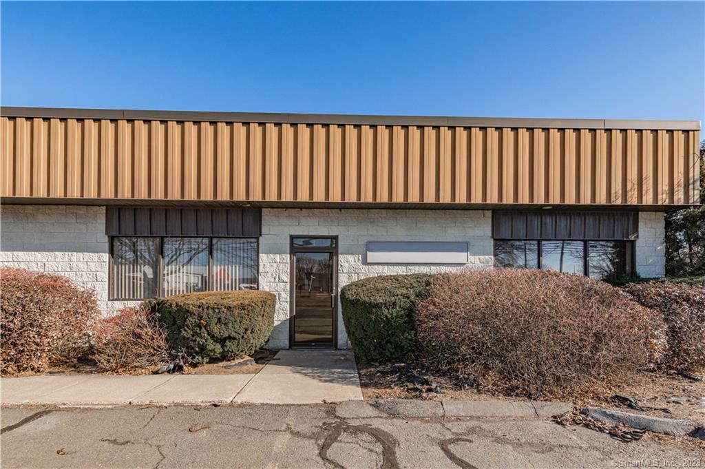 Rte. 10 Frontage with High Visibility! Ideal location! Amazing opportunity to lease this bright and spacious ground level office. Easy access to I-91, I-691 and I-84. Original owner. Annex/conference room, six offices, front lobby, and two shared bathrooms. Tenant only pays utilities. Natural gas. Approximately 1, 600 square feet available for lease!