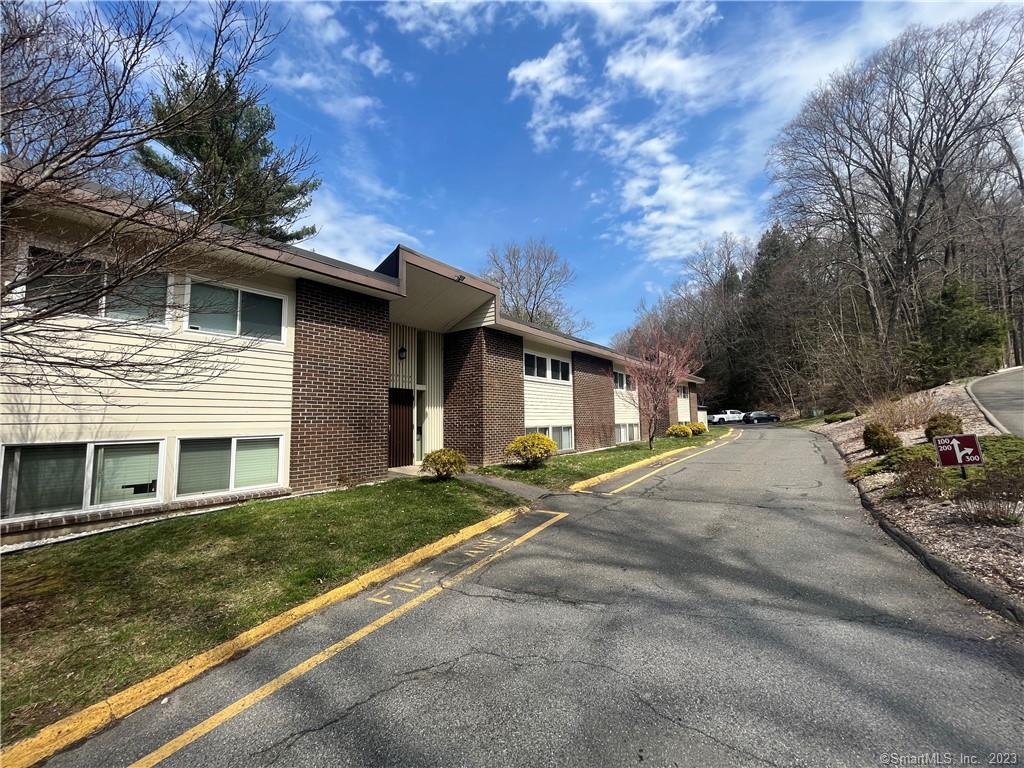 Upper level Town In Country Condominiums! The only cone currently on the market. Unit has fresh pain, new carpets, fireplace and spacious deck. Complex has coin operated laundry and ample visitor parking.