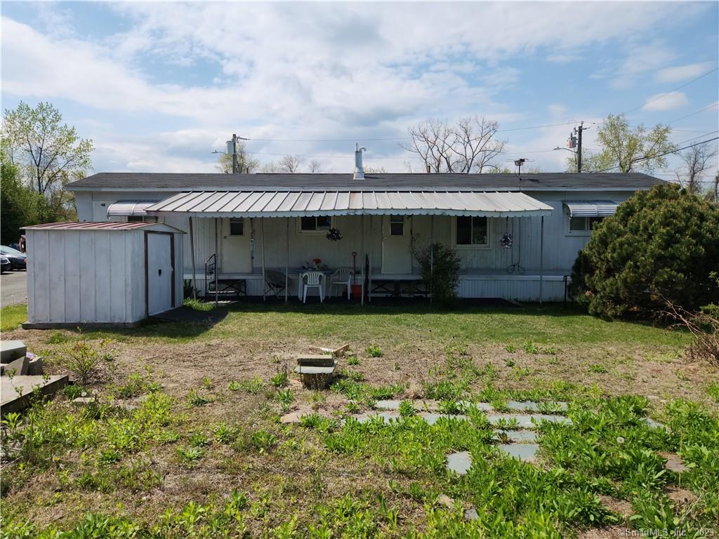 Mobile type home in the great South Windsor location of Iernas Mobile Home Park. Close to East Hartford line and highways. 2 Bedrooms, 1 Bathroom with 7x26 concrete, covered patio. Home is on leased land. ***Subject to Probate Court Approval - Home is Sold AS-IS, WHERE-IS*** Park application and approval required.