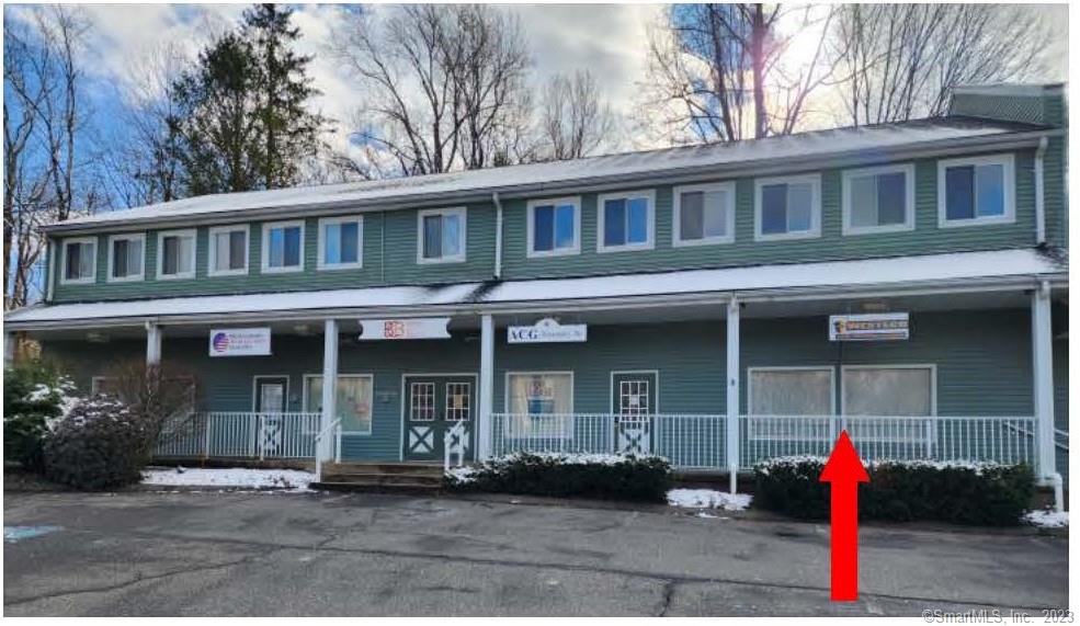 600 square foot ground floor office or retail suite at The Middlebury Hamlet Plaza. 1255 Middlebury Rd, Middlebury. Utilities are all separately metered. Electric warm air heat and central air conditioning. No buildout included. Freestanding two story building. Well known and busy location. 100+ car off street parking lot. Separate private half bath in the suite. Tenant pays monthly rent, pro rata share of sewer charges and snow plowing. Budling professionally managed.